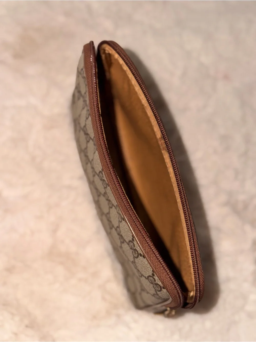 Gucci classic cosmetic